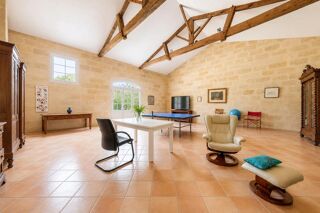  Propriété/château à vendre 9 pièces 400 m²