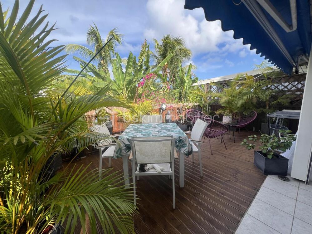 Vente Appartement APPARTEMENT T2 ROUTE TOURISTIQUE PRES D ANSE DES ROCHERS Saint francois