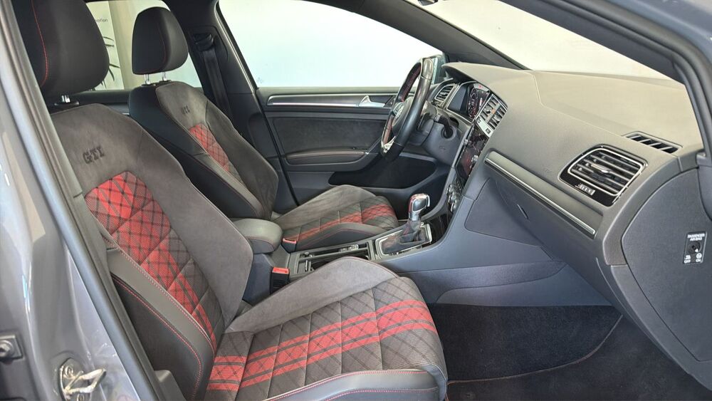 Golf VII 2.0 TSI 290 GTI TCR - Entretien constructeur 2021 occasion 66000 Perpignan