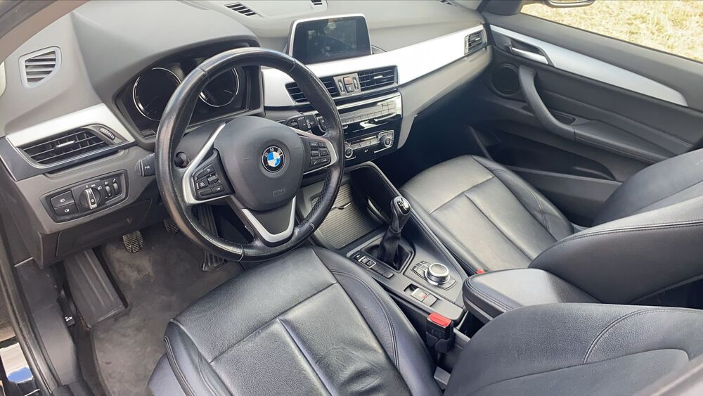 X1 F48 sDrive 18i 140 Business Design 2019 occasion 91320 Wissous