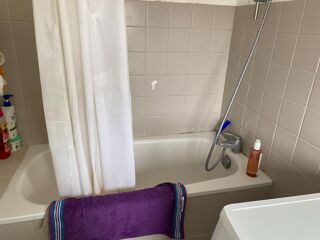  Immeuble à vendre 15 + pièces 396 m²