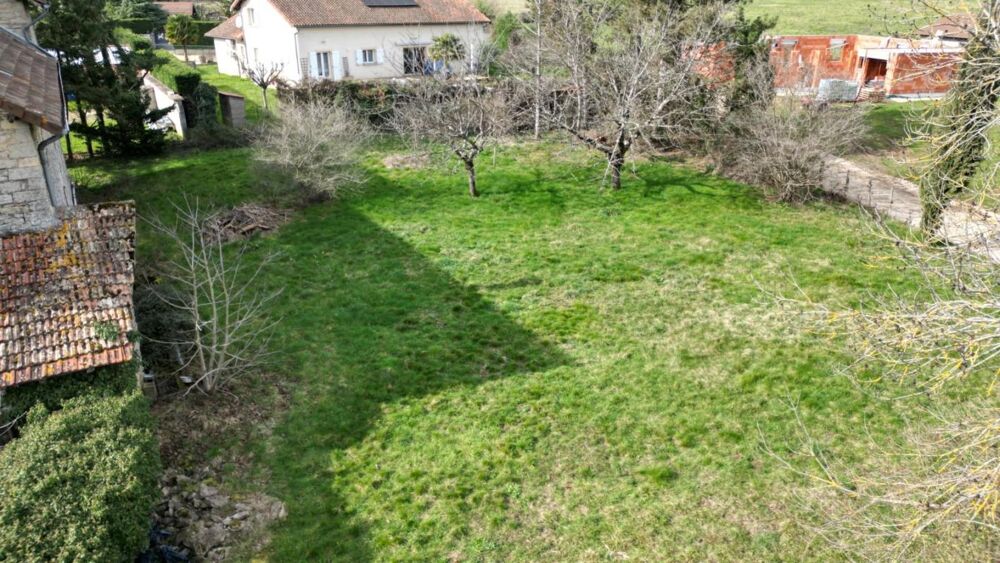 Vente Terrain Terrain constructible de 1 168 m² en zone UB ? Hors lotissement Parmilieu