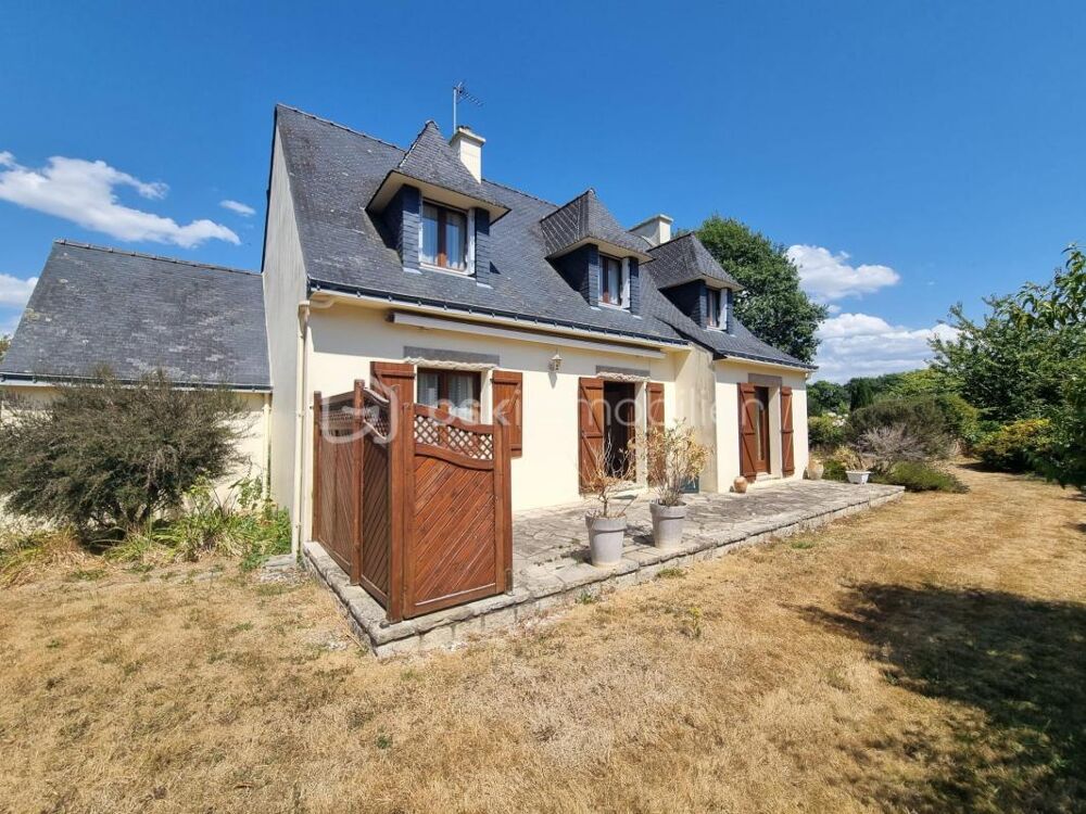 CLOHARS-CARNOËT  Maison 5 chambres avec vie de plain-pied sur plus de 2 000 m²