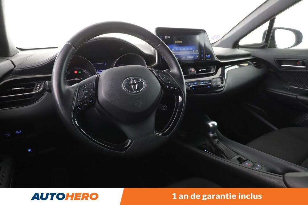 C-HR 1.8 Hybride 122 ch 2019 occasion 92130 Issy-les-Moulineaux