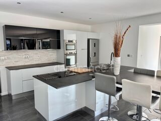  Villa � vendre 4 pi�ces 135 m�