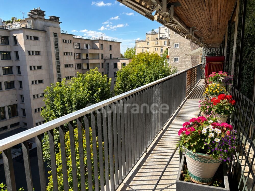 Vente Appartement RANELAGH-Appartement avec balcon et studio Paris 16