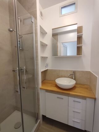  Appartement à louer 4 pièces 67 m²