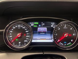 Classe E 300 de EQPower 9G-Tronic Avantgarde Line (Entretien complet 2019 occasion 78200 Mantes La Jolie