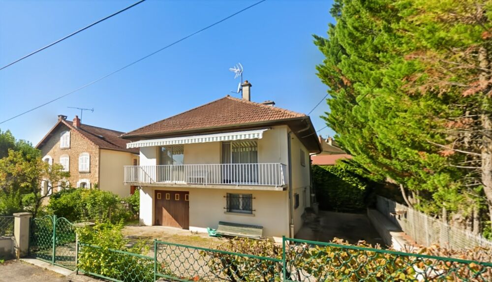 Vente Maison Maison indépendante avec beaux volumes et extérieur sans vis-à-vis à LONS LE SAUNIER (39) Lons le saunier