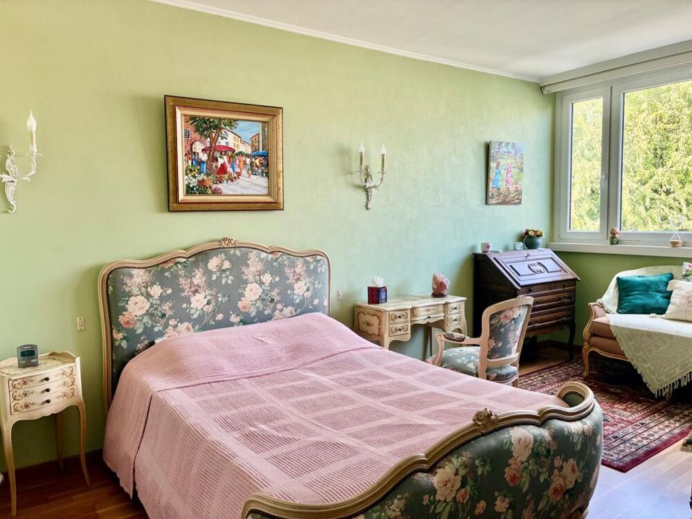 PARC BARBIEUX T4 110M² AVEC BALCON CAVE ET GARAGE