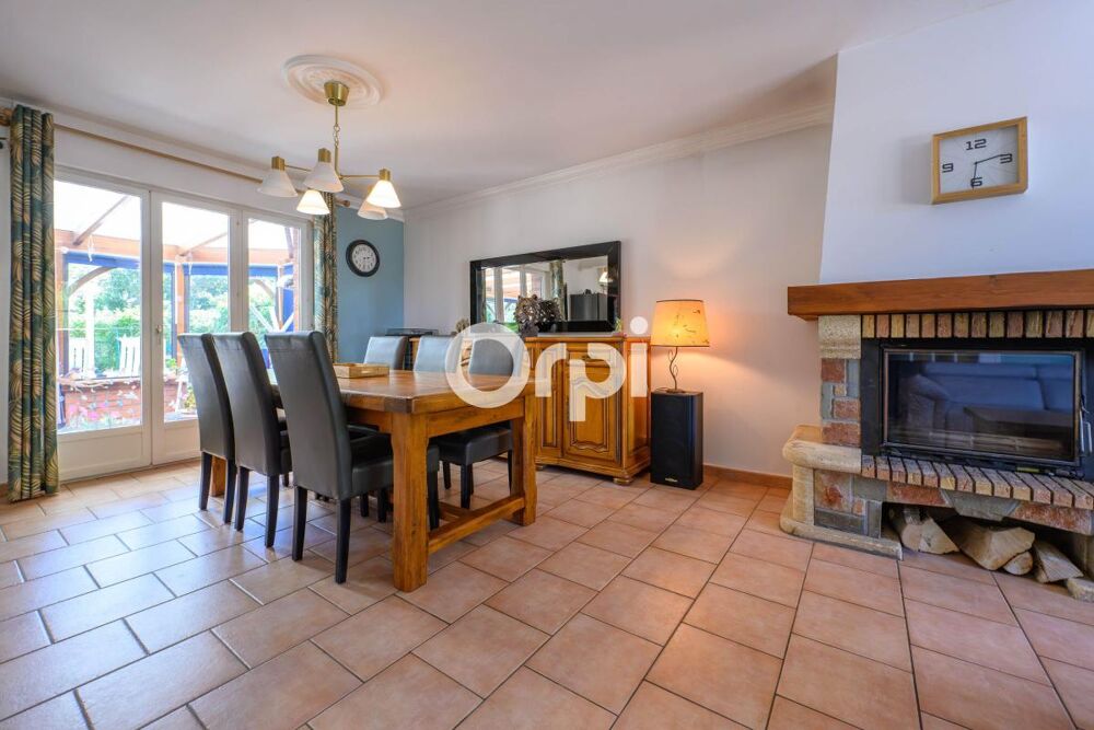 Pavillon Bernard Lannoy avec sous-sol complet en semi plain-pied