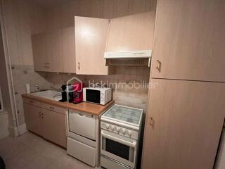  Immeuble à vendre 15 + pièces 360 m²
