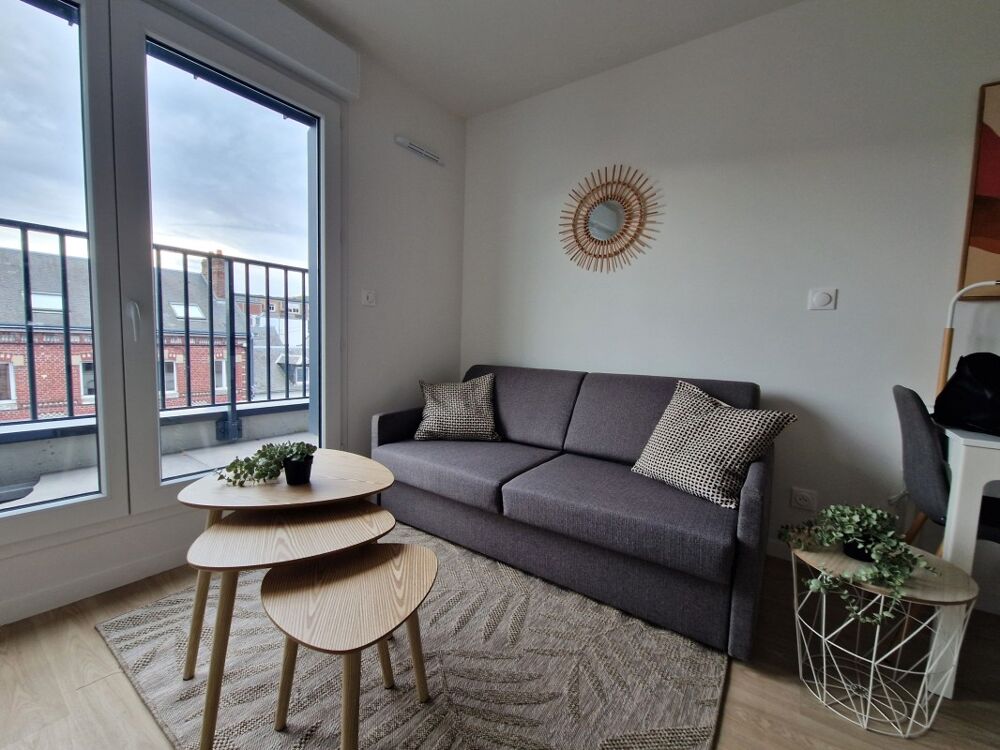 Studio MEUBLE avec balcon à MAROMME