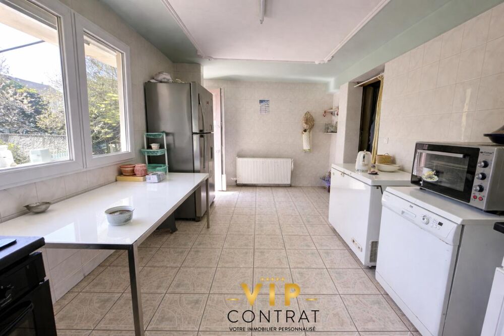 Vente Maison EXCLUSIVITES - RARE À STAINS -Maison 196 m² + Dépendance - 6 chambres - Fort potentiel Stains