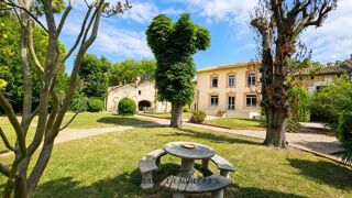  Maison à vendre 15 + pièces 530 m²