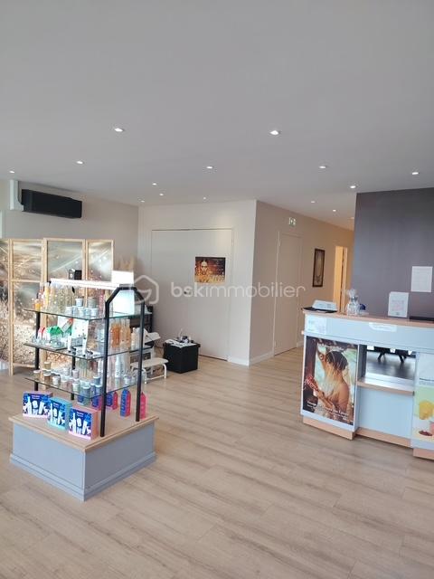 Institut de beaut&eacute; r&eacute;nov&eacute; emplacement premium ROUEN EST 77000 76000 Rouen
