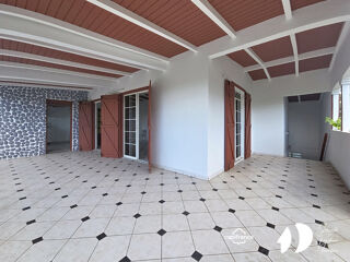  Appartement à louer 3 pièces 94 m²