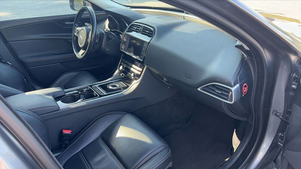 XE 2.0 D 180 BVA8 Prestige 2016 occasion 35133 Landean