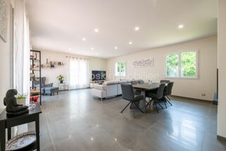  Maison � vendre 8 pi�ces 202 m�