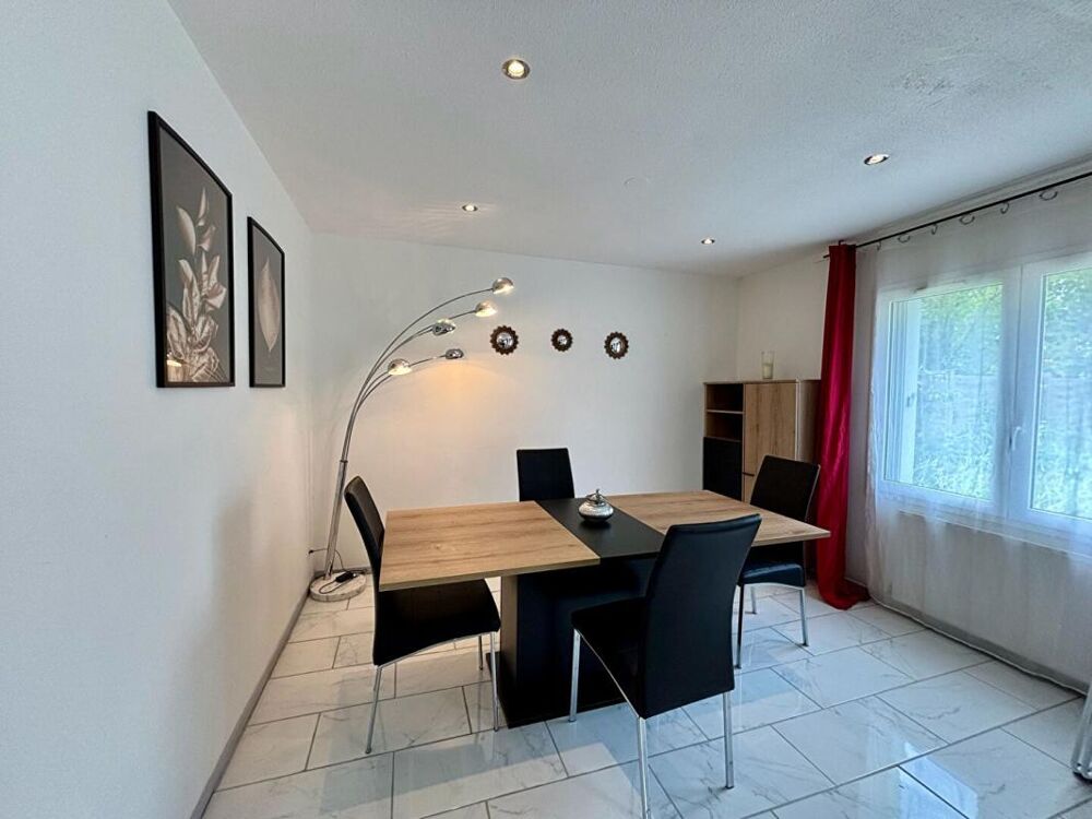 Maison mitoyenne des deux côtés -101 m² habitables sur terrain de 274 m² - 3 chambres