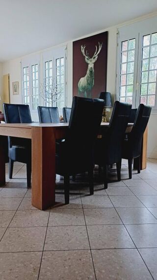  Maison � vendre 8 pi�ces 243 m�