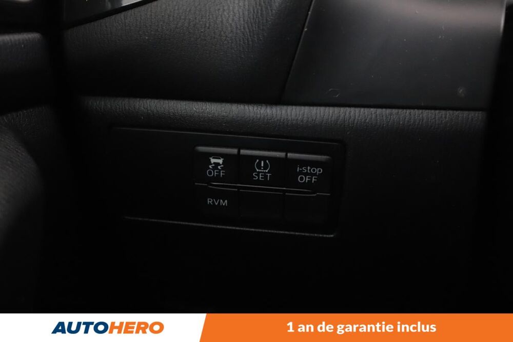Mazda3 2.0 Skyactiv-G Dynamique Skyactiv-Drive 120 ch 2016 occasion 92130 Issy-les-Moulineaux