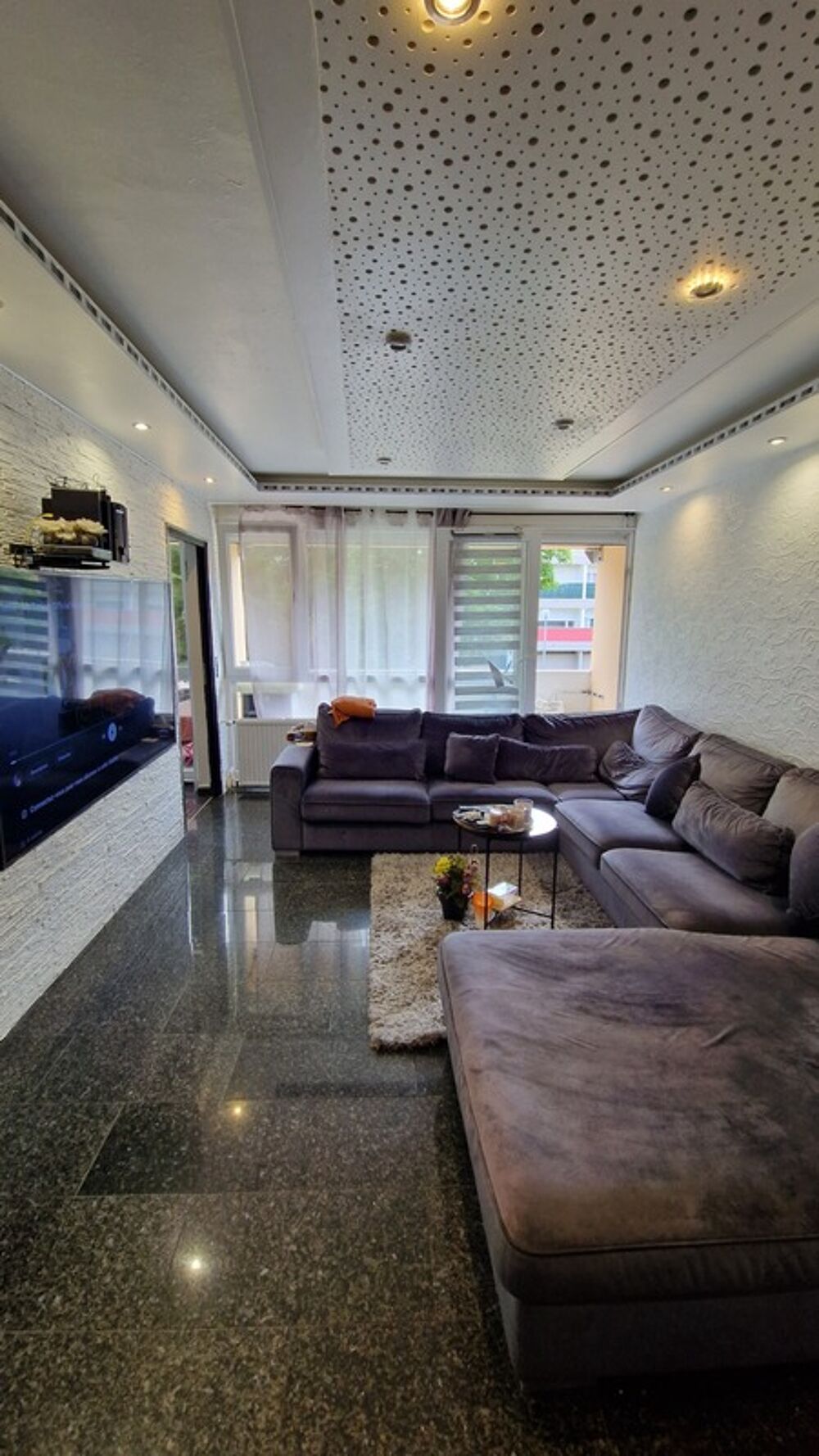 Chambre meublée à louer en collocation