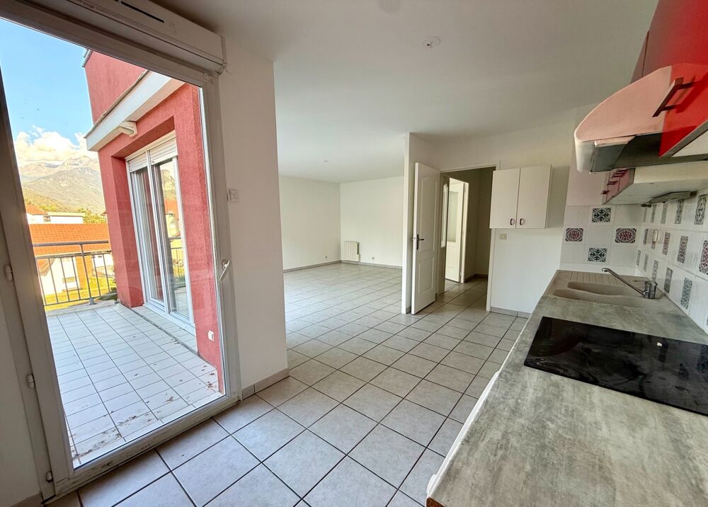 Vente Appartement Dpt Haute Savoie (74), à vendre FAVERGES appartement T3 ( 73,83 m2) Expo Nord Ouest au 2ème étage avec terrasse Faverges