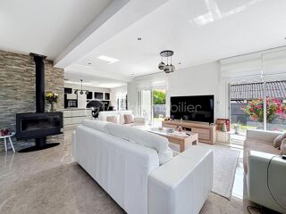  Maison à vendre 8 pièces 203 m²