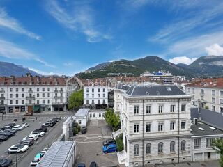 Duplex/triplex � vendre 5 pi�ces 135 m�