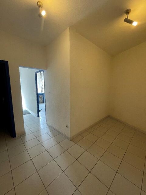 Local commercial 45000 34300 Agde