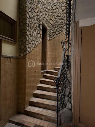  Immeuble � vendre 10 pi�ces 150 m�