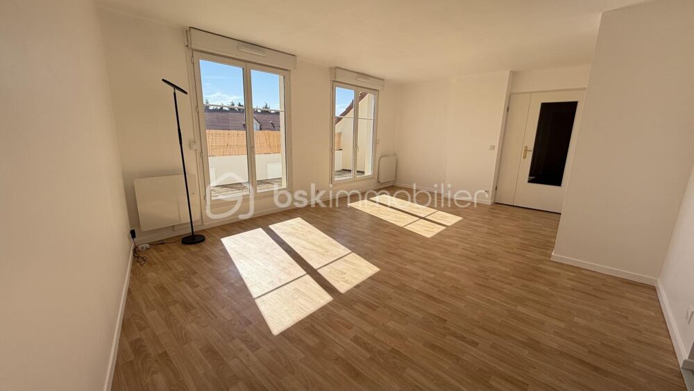 Vente Appartement Appartement Dernier Etage avec terrasse 2mn GARE Trappes