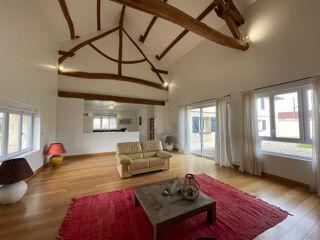  Propri�t�/ch�teau � vendre 7 pi�ces 270 m�