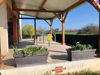  Maison  vendre 8 pices 168 m