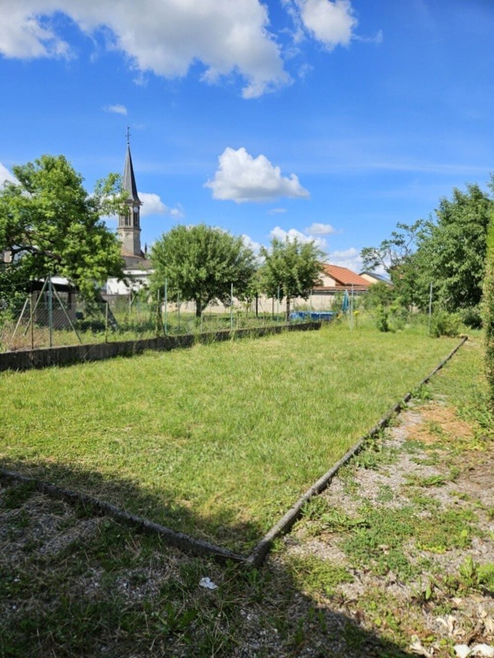 Maison à vendre 4 pièces NOMEXY (88), située sur un terrain de 969m²