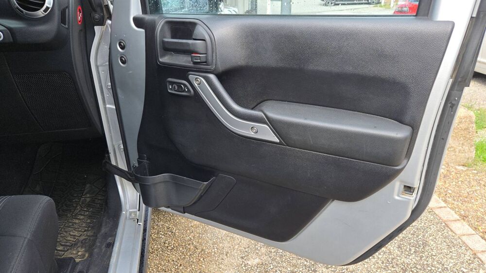Wrangler 2.8 CRD 200 4X4 BVA5 Rubicon - Automatique 2012 occasion 83600 Frejus