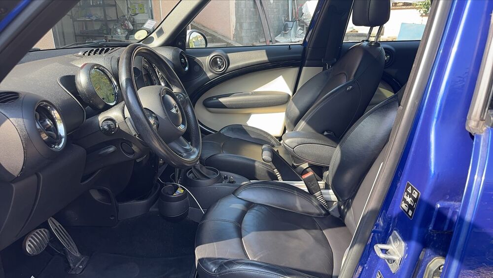 Countryman 2.0 Cooper SD 143 Steptronic6 N/A - Automatique Toit ouvrant 2015 occasion 69700 Loire Sur Rhone