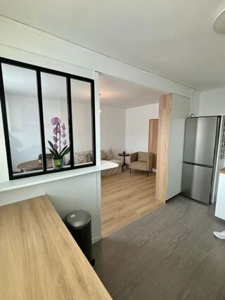  Appartement à louer 2 pièces 46 m²