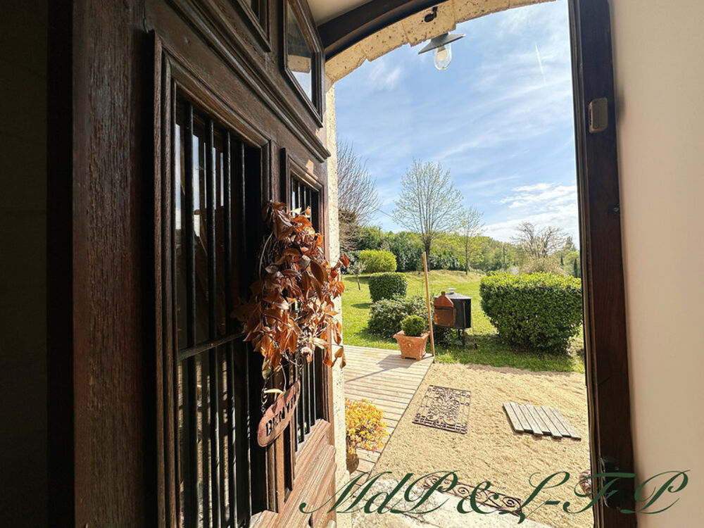 � vendre  Maison Montguyon (17270)