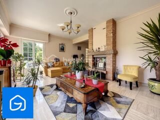  Villa à vendre 10 pièces 232 m²