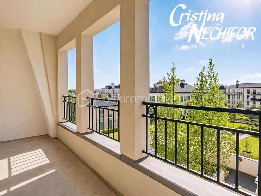 À VENDRE  Appartement 2 pièces avec une loggia Dernier étage  Une place de parking  SERRIS (77700)