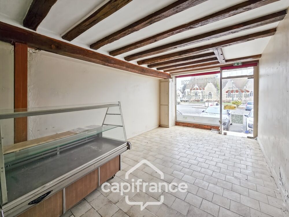 Vente Immeuble BOULLERET (18) – Immeuble de rapport avec commerces et logement loué Boulleret