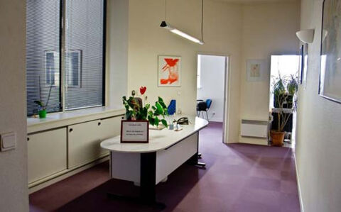   Dpt Loiret (45), à louer ORLEANS Bureau de 18 m² 