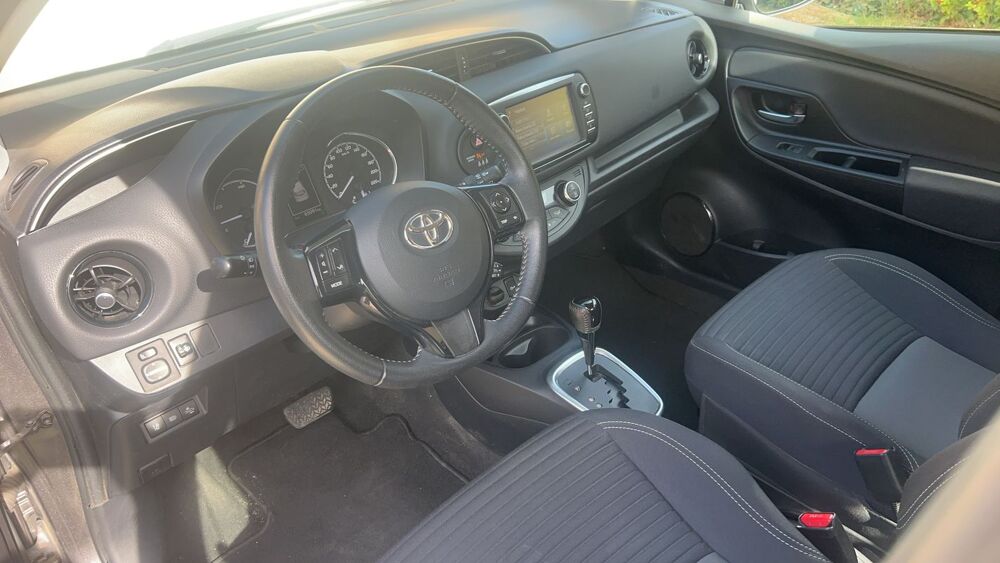 Yaris III 1.5 VVT-i 100 Hybrid E-CVT Dynamic - Automatique 2019 occasion 83510 Lorgues
