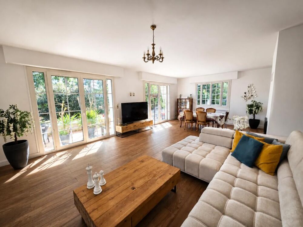 Vente Maison Maison de 6 pièces de 166 m² à Cléry-Saint-André Clery saint andre