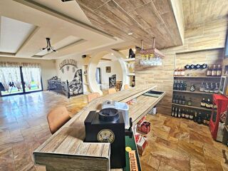  Maison � vendre 6 pi�ces 255 m�