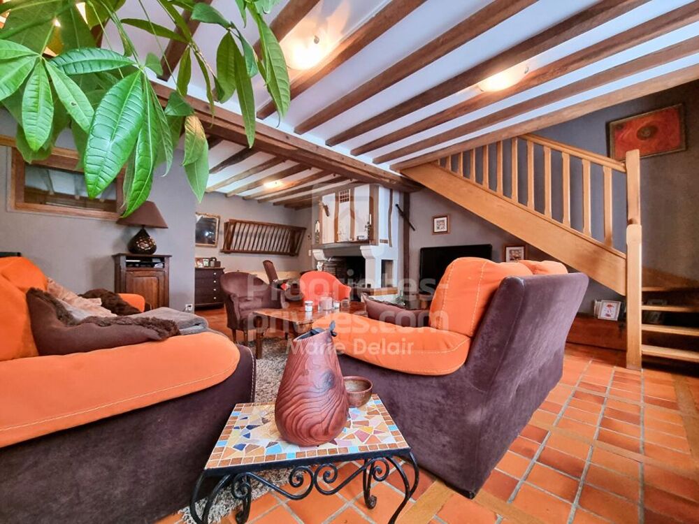 Maison Saint Loup Des Bois 6 pièce(s) 174 m2