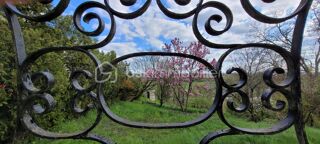  Maison  vendre 8 pices 147 m