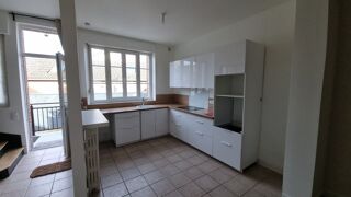  Maison à louer 4 pièces 83 m² Compiegne